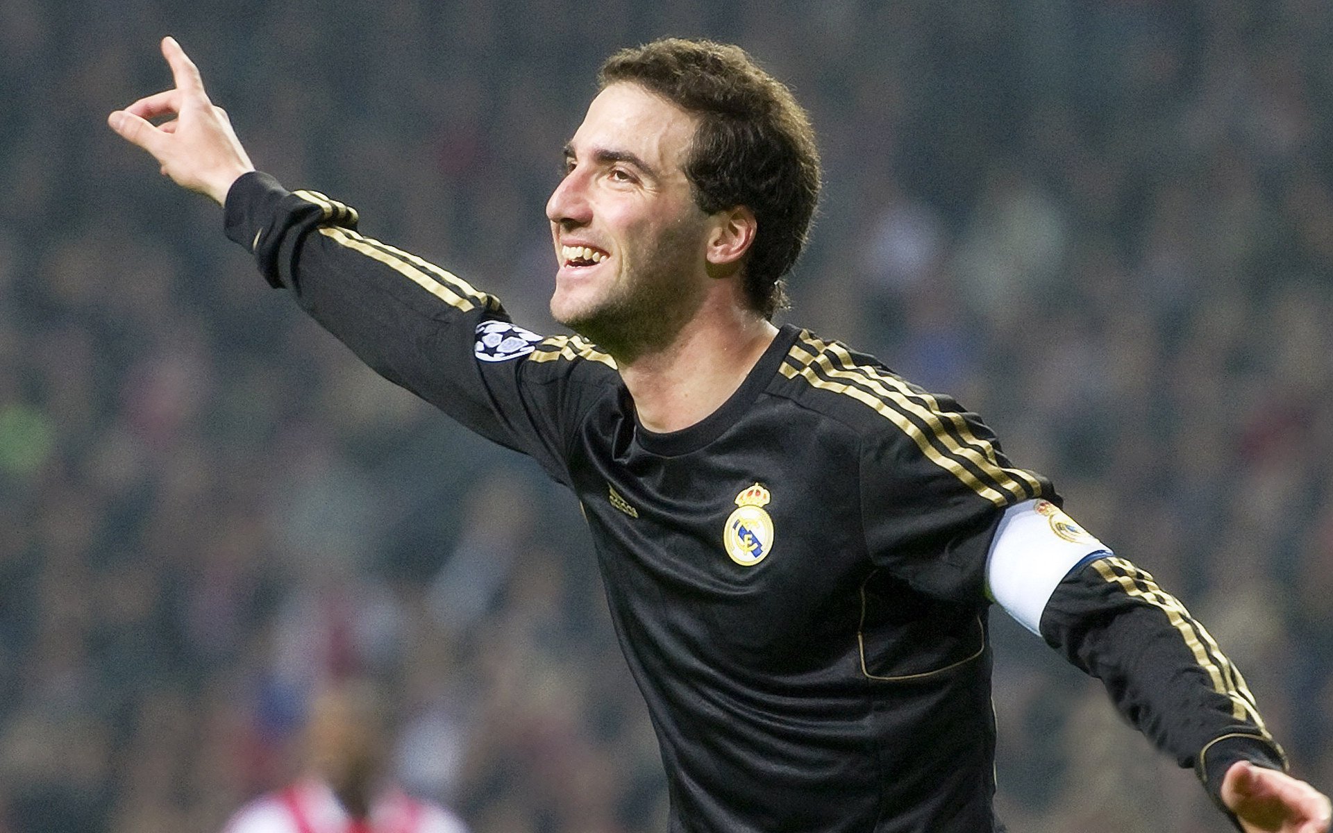 拜仁慕尼黑力克多特蒙德，晋级形势一片大好，拜仁慕尼黑vs多特蒙德谁赢了